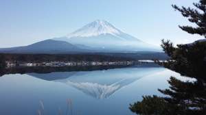 本栖湖逆さ富士.jpg
