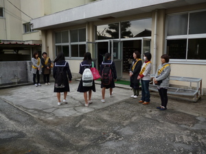 ＰＴＡあいさつ運動秋.JPG