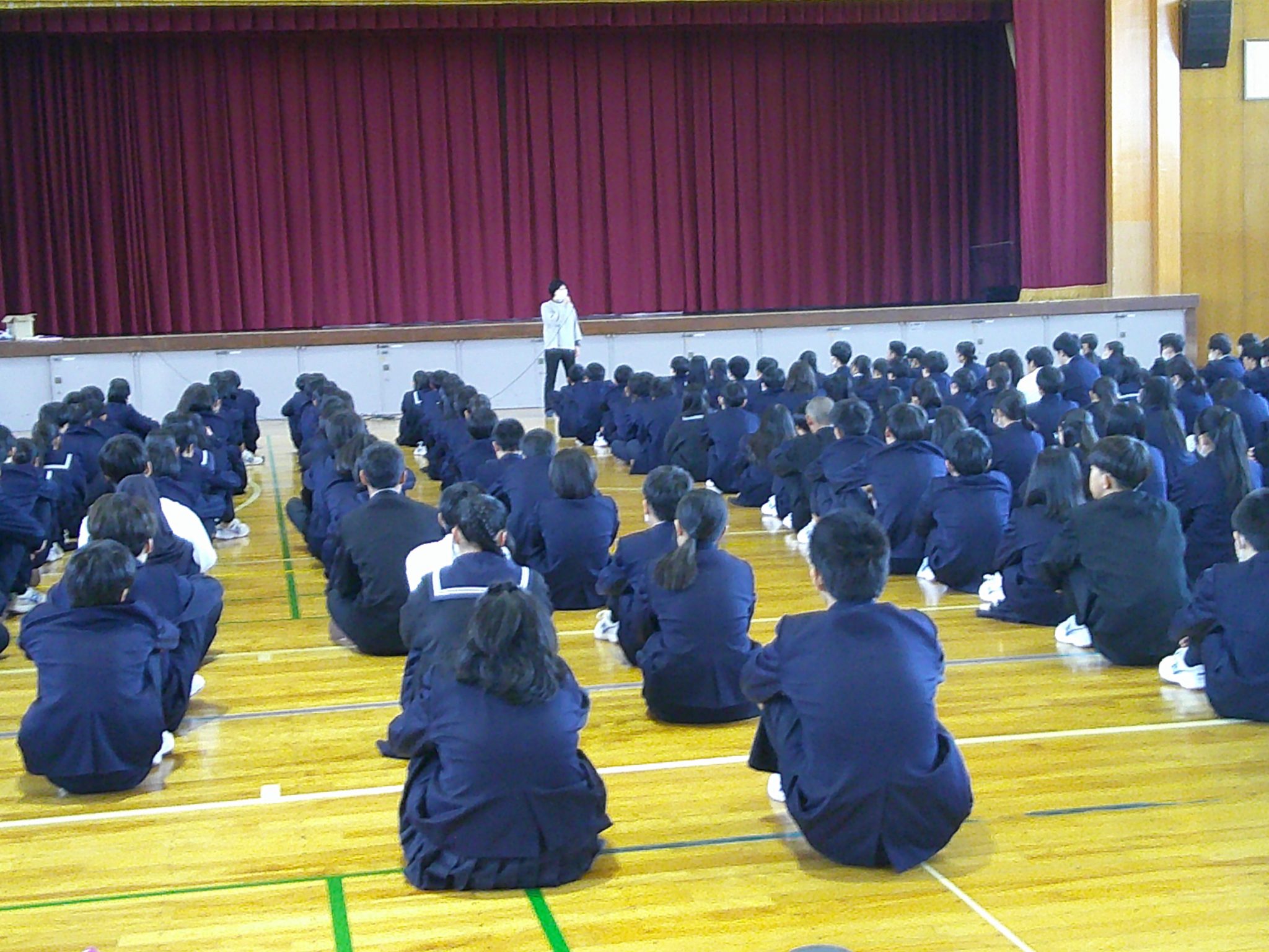 学年集会