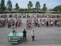縦割り交流会　トンネルゲーム１.JPG