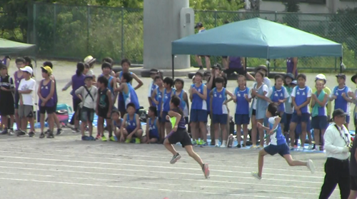 女子400mリレー決勝２.png