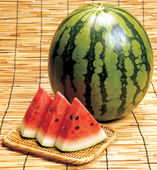 スイカ2012.8.1.jpg