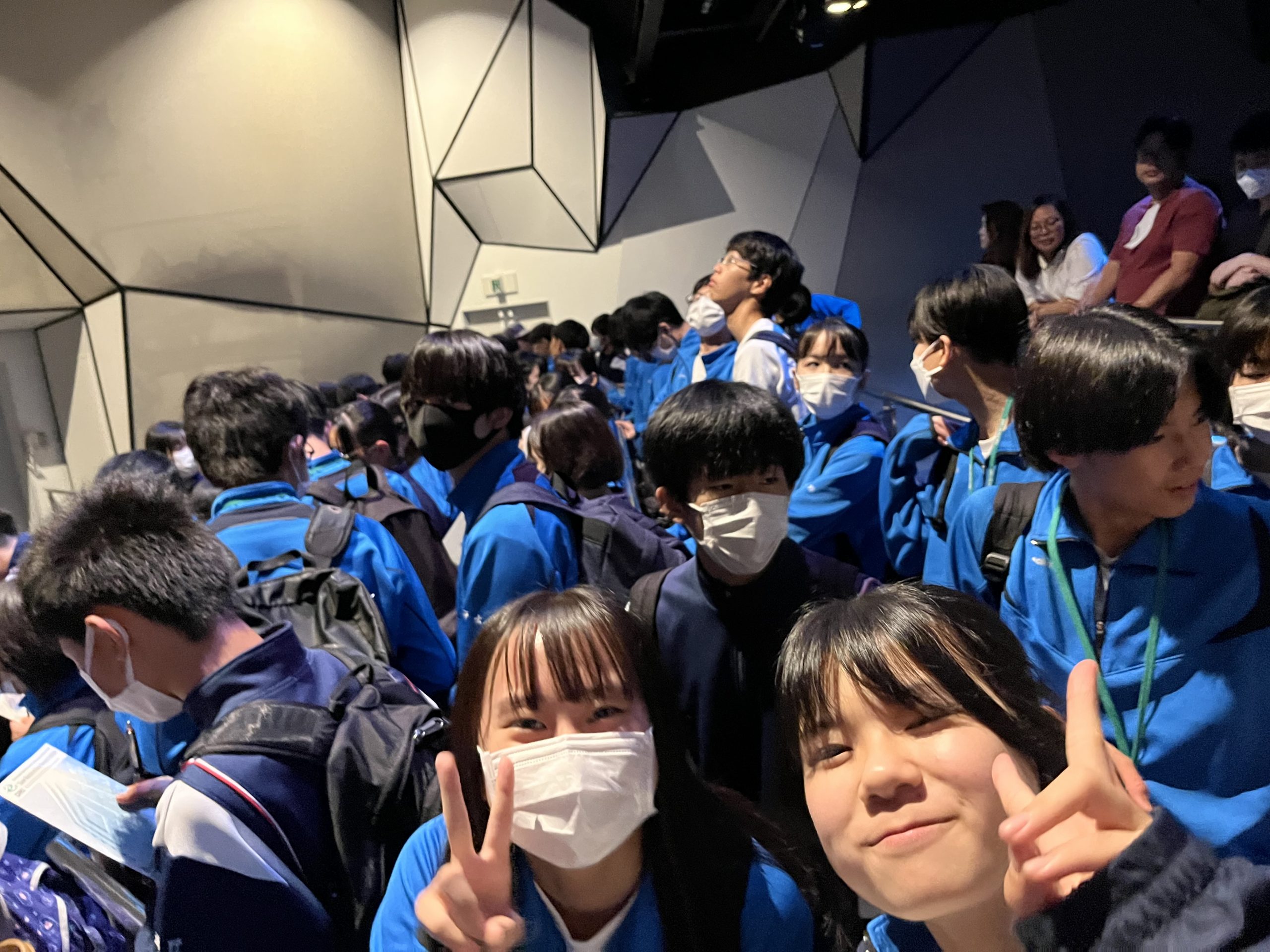 A〜E組 人と未来防災センターを見学しました