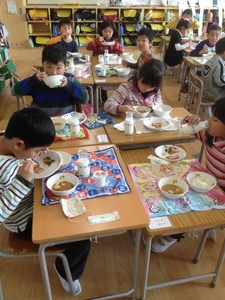 皆が食べられる学校給食の日②.JPG