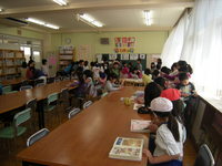 図書室開館 (2).JPG