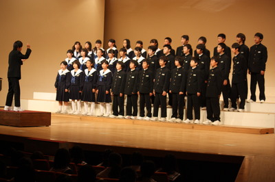 ２Ｅ合唱.JPG