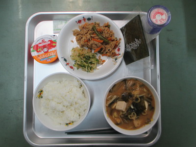 皆が食べられる学校給食.JPG