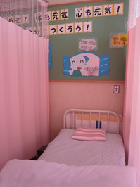 保健室カーテン 015.JPG