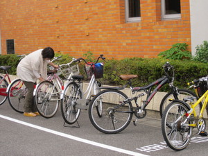 自転車置き場４ (1).JPG