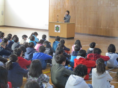 学校集会２／８.JPG