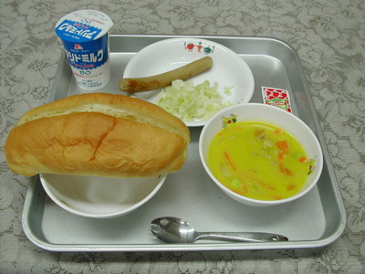 ９月６日(火)の給食　1.JPG