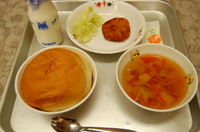 １１月１７日(木)の給食　001.JPG