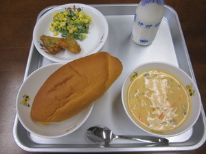 給食２５．５．３０ 003.JPG