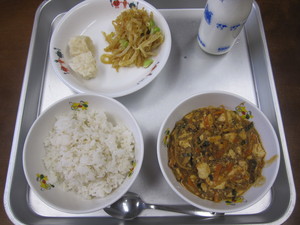 給食２５．６．２１ 001.JPG