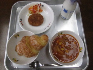 給食２５．６．６ 001.JPG