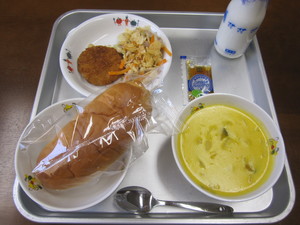 給食２５．７．９ 001.JPG