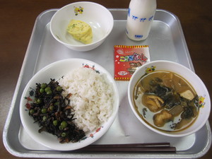 給食２５．９．２０ 001.JPG