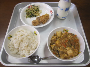 給食２５．１０．２ 001.JPG