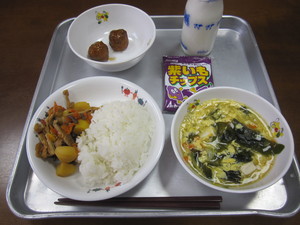 給食２５．１０．７ 001.JPG