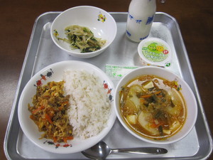 １１月１１日（月）の給食 001.JPG