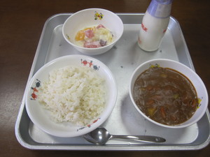 給食４．２５ 006.JPG